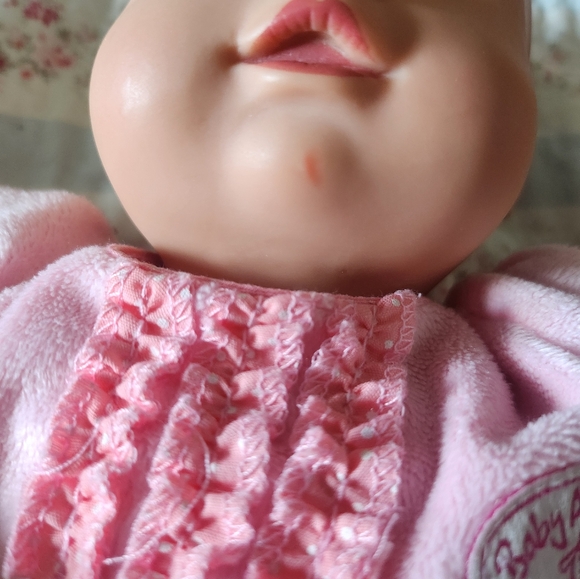 Limited Edition pottery barn gotz baby doll - Picture 4 of 4